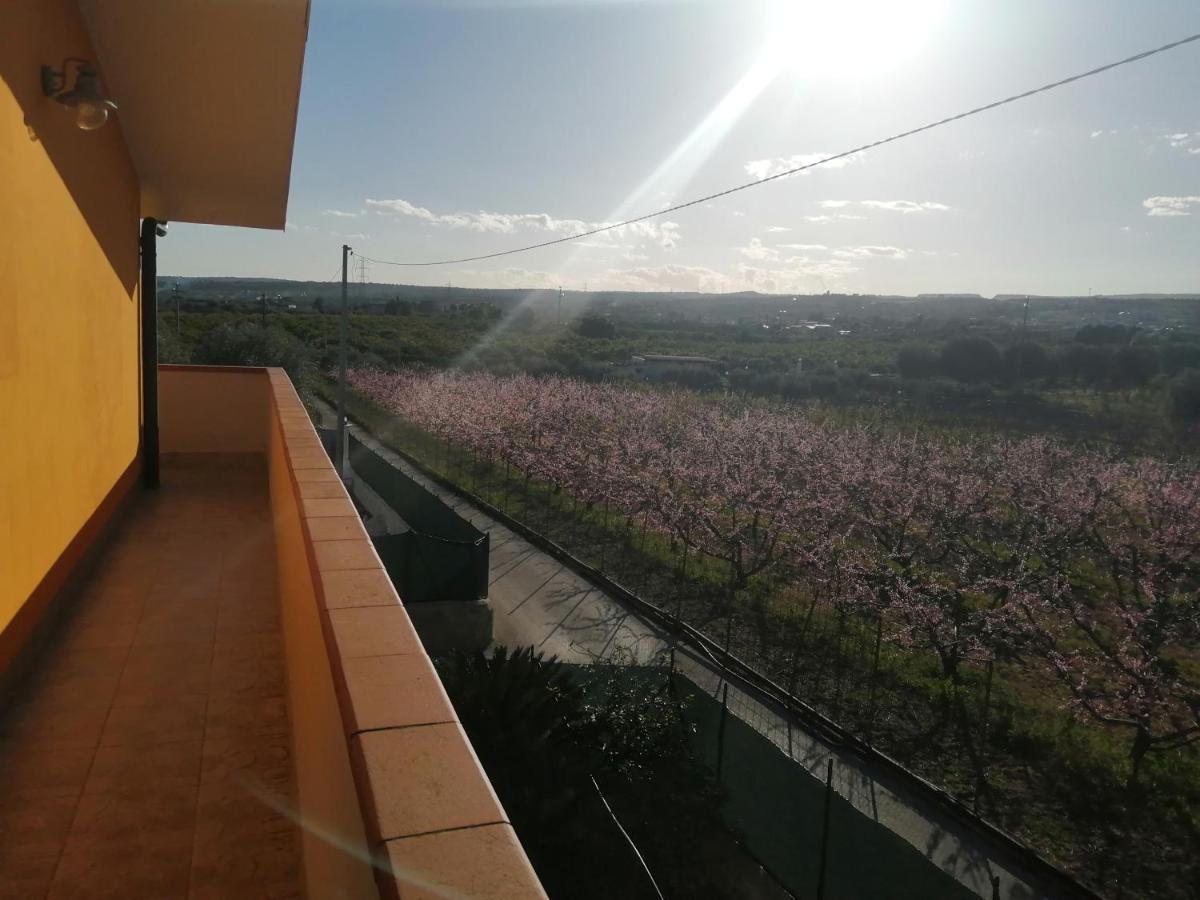 Villa Caterina Solarino Exterior photo